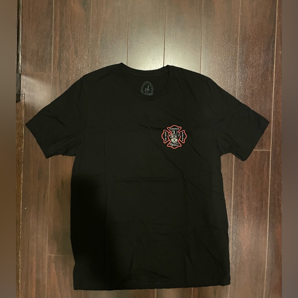 Men’s Nashville Firehouse shirt - Picture 2 of 3